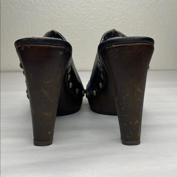 Candie’s Faux Leather & Wood Studded Platform Heel Mules Size 8.5 - Picture 2 of 8